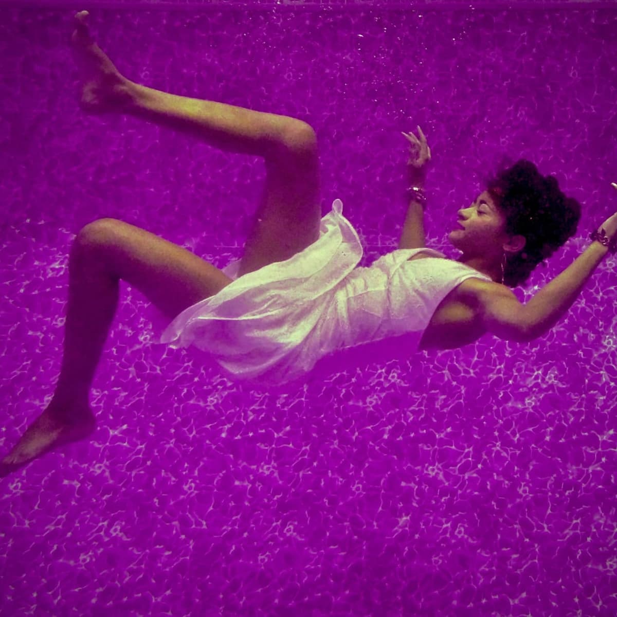 Learn lucid dreaming