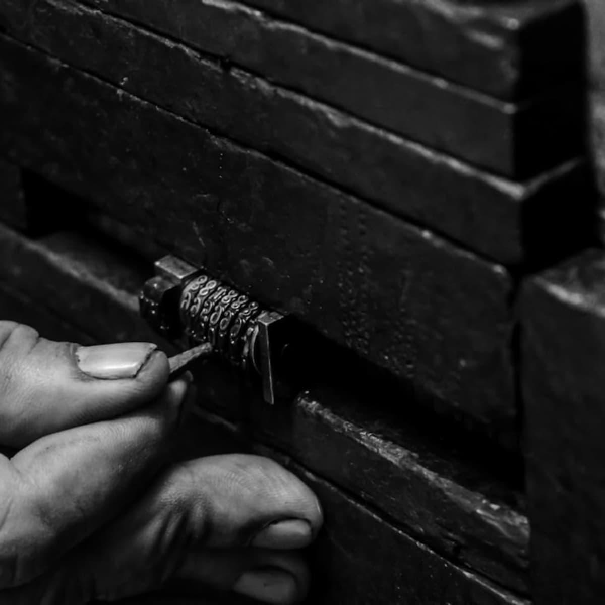 Learn lockpicking