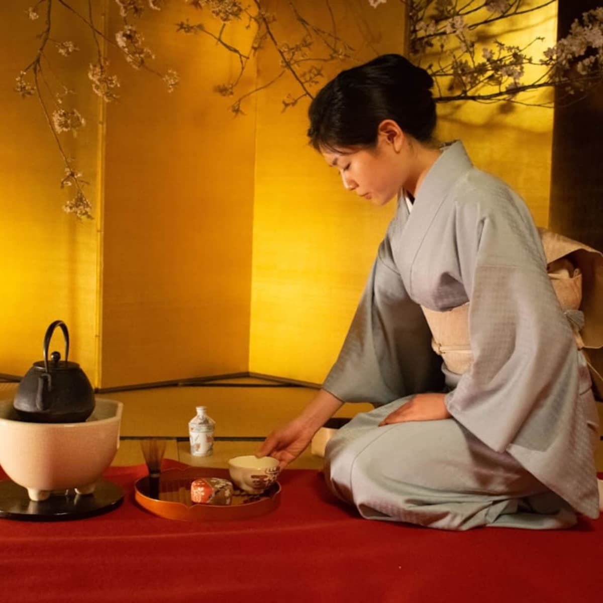 Attend a Japanese tea ceremony