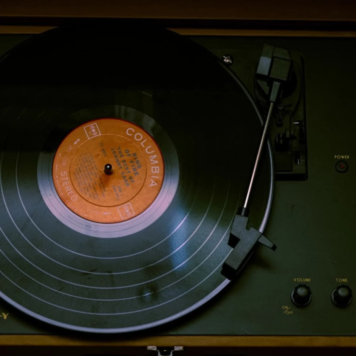 Own a gramophone