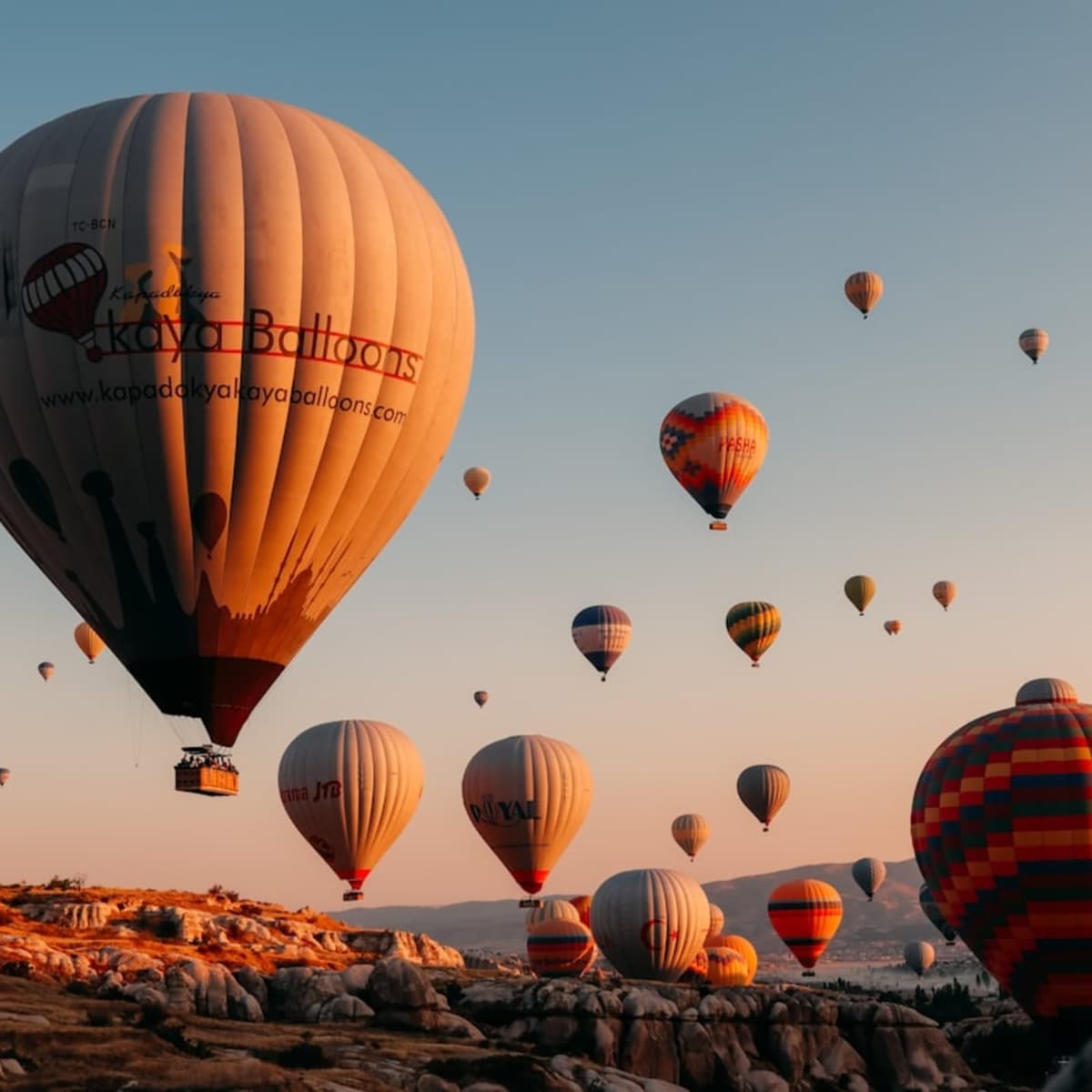 Ride hot air balloon