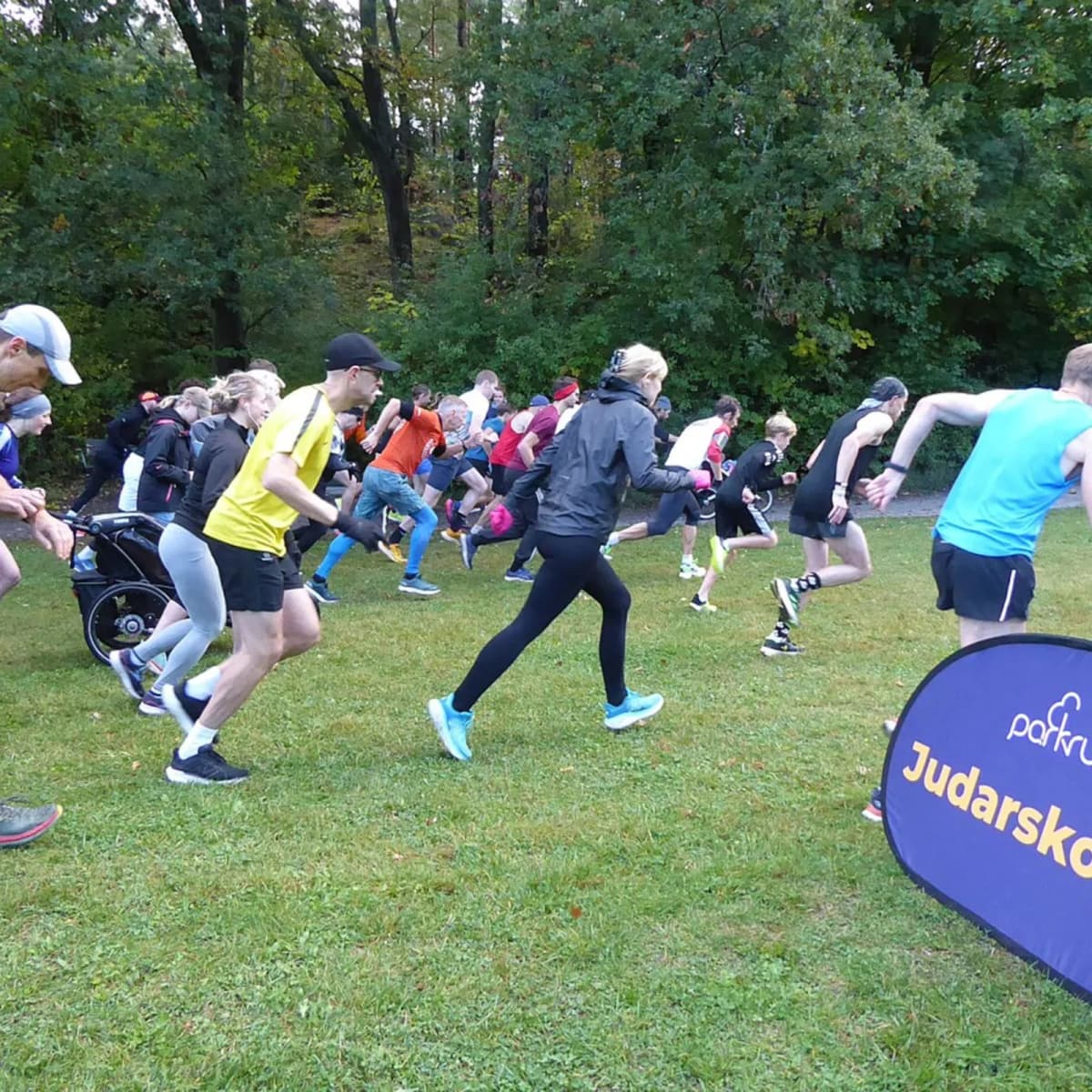 Complete first parkrun