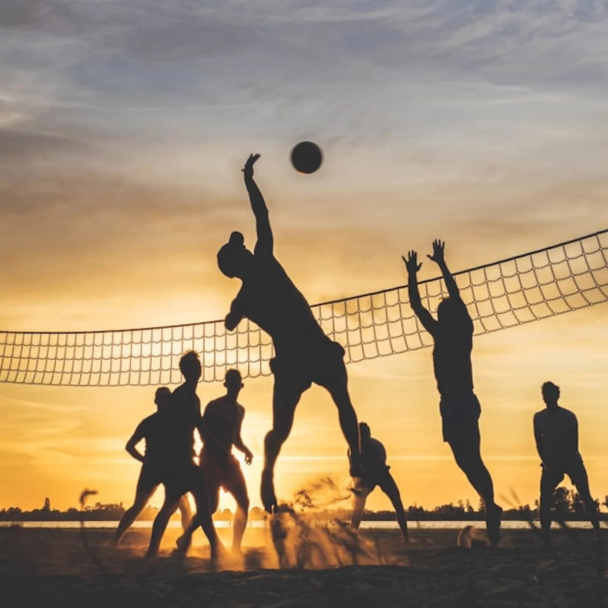 Learn beach volleyball