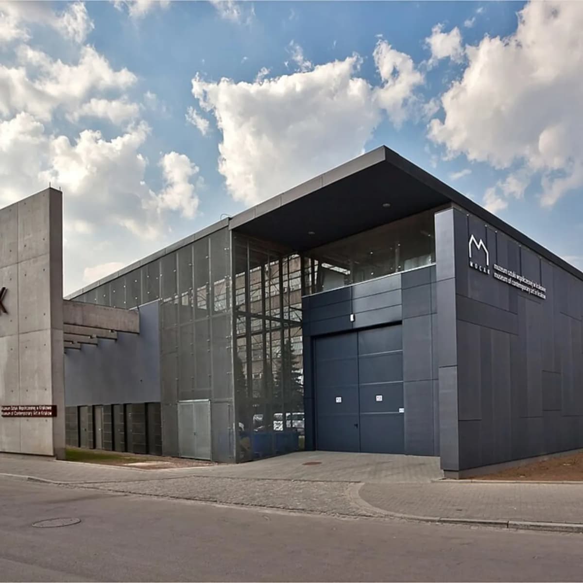Visit MOCAK